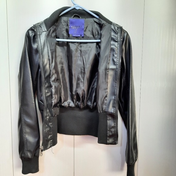 Miley Cyrus Max Azria Faux Leather Girl's Jacket Black size S - Picture 10 of 16
